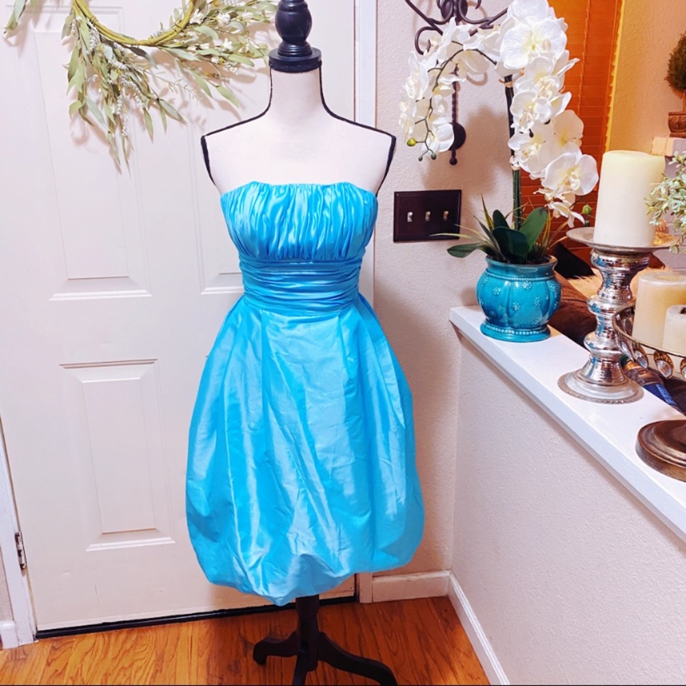 Vintage Mori Lee Blue Taffeta Strapless PartyDress
